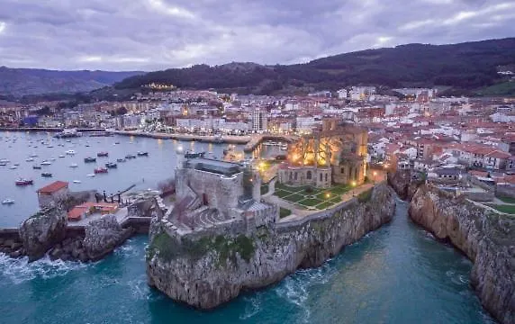 Apartamento Playa Ostende ,garaje Incluido Castro Urdiales